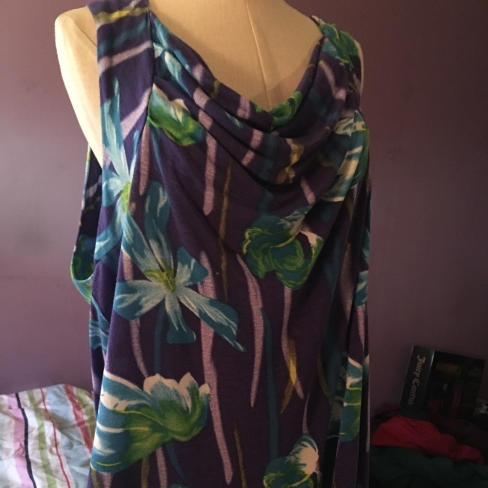 Beautiful 3x INC top from Macy’s!